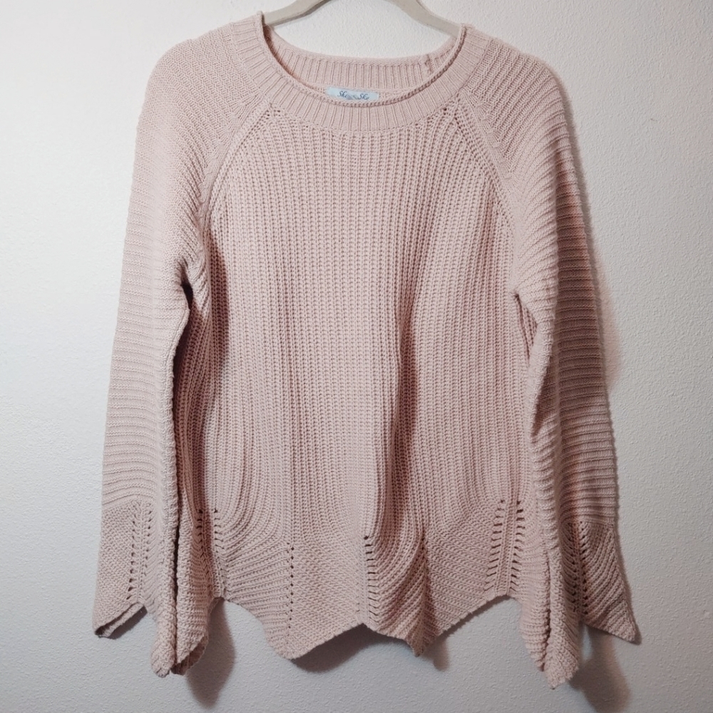She + Sky Cream Crochet Triangle Hem Sweater - M